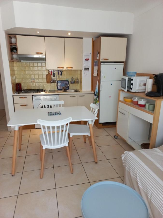 CANET Plage appartement 1 chambre , climatisation, parking sécurisé couvert Esterno foto