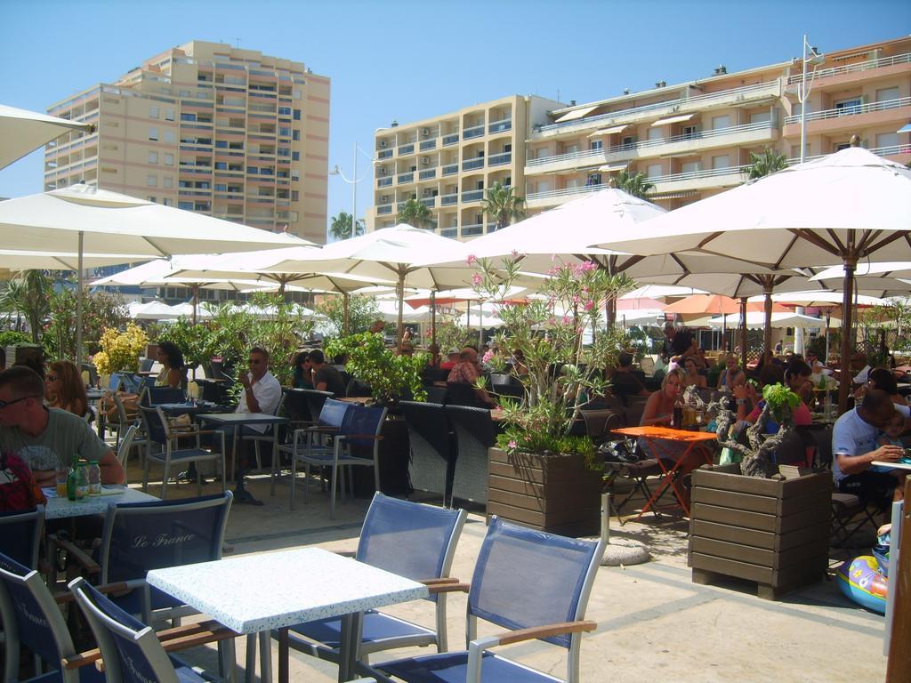 CANET Plage appartement 1 chambre , climatisation, parking sécurisé couvert Esterno foto